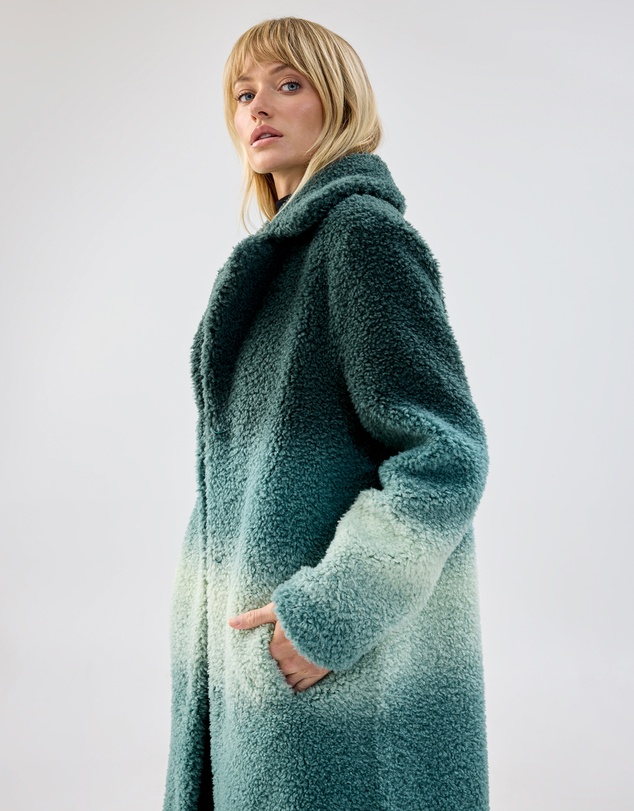 Unreal Fur - La Lune Coat