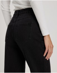 Atmos&Here - Myra Straight Leg Raw Hem Jeans