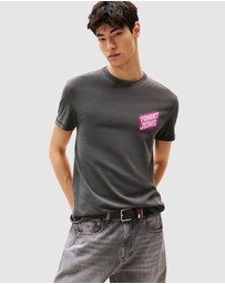 Tommy Jeans - Back Graphic Crew Neck T-Shirt