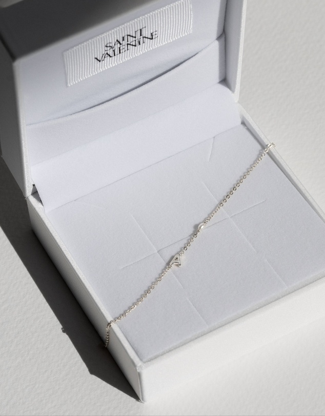 SAINT VALENTINE - Pearl Letter Necklace - Silver