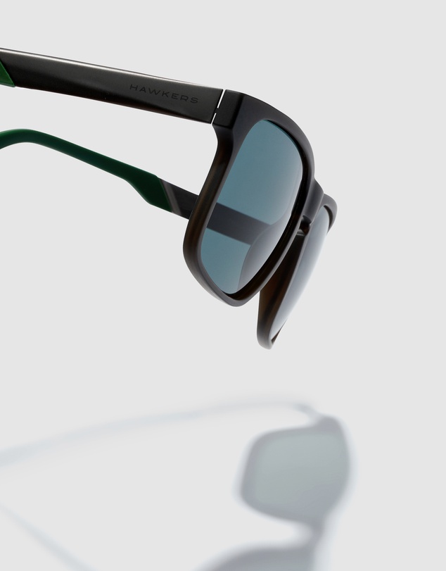 Hawkers Co - HAWKERS - PEAK METAL Sunglasses for Men and Women UV400
