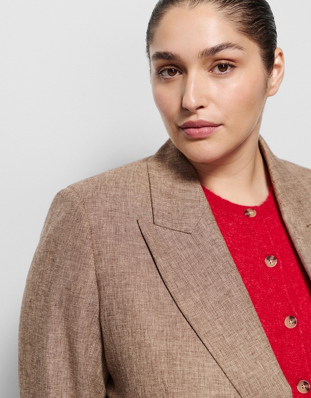 Commonry - Bethanie Blazer