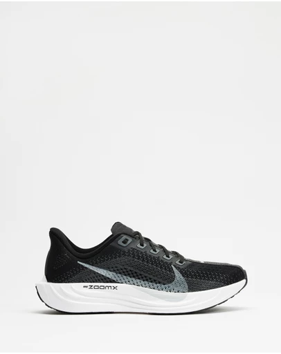Nike - Pegasus Plus - Women's