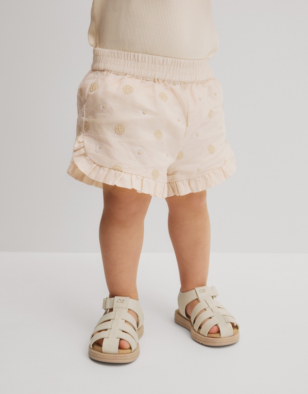 Country Road - Pull On Embroidered Short