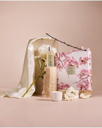 CIRCA - Jasmine & Magnolia Cosy Night In Gift Set
