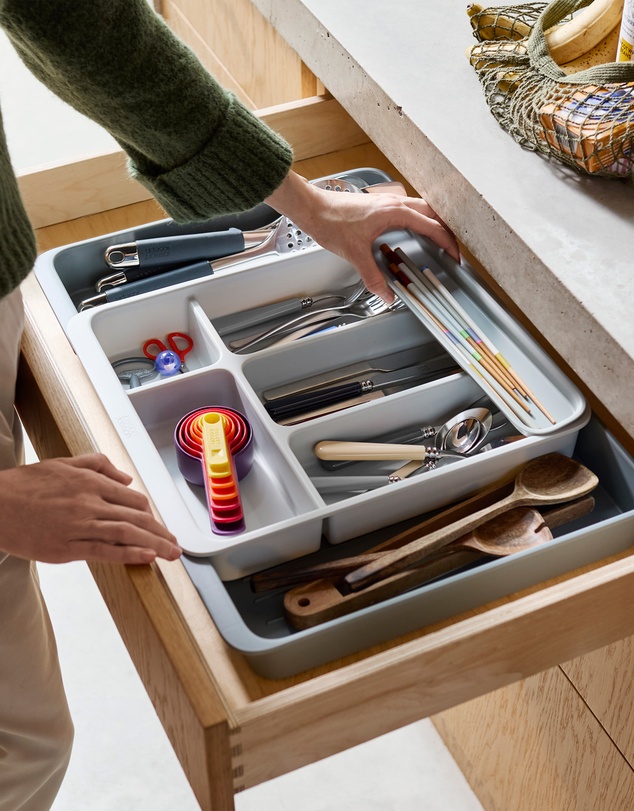 Joseph Joseph - DrawerStore™ Expanding Cutlery Organiser