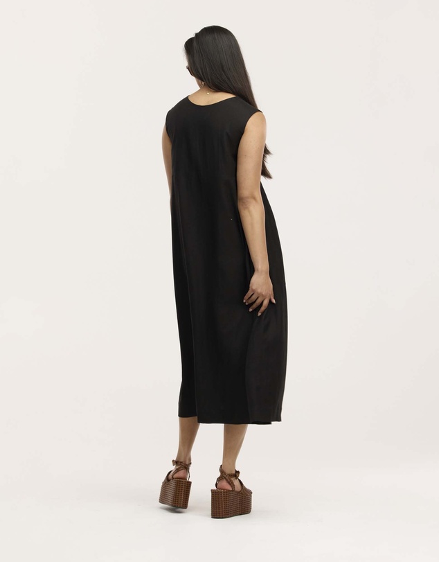 Obus - Perseverance Sleeveless Midi Dress