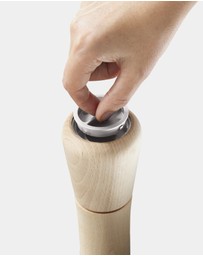 Joseph Joseph - Milltop™ No-spill Salt Mill (Wood)