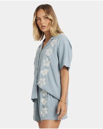 Volcom - Womens Tropicali Shor Sleeve Shirt