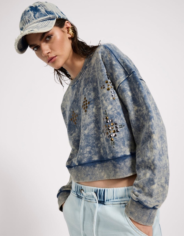 ONE TEASPOON - Fleece Cropped Star Studded Sweater - Acid Wash Blue
