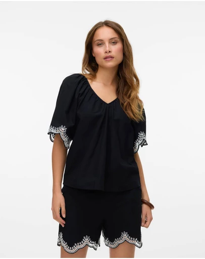 Vero Moda - Diana Embroidered Top