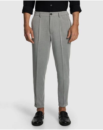 yd. - Motion Slim Cropped Chino