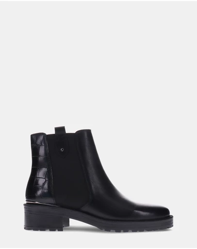 Mia Vita - Margot Zip Boot - Black