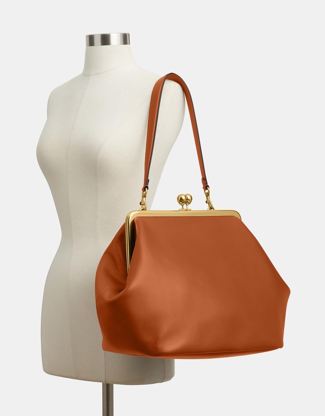 Coach - Glovetanned Leather Large Kisslock Frame Bag