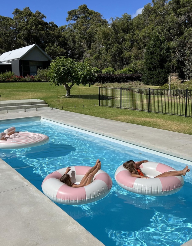 Sunnylife - Luxe Tube Pool Ring