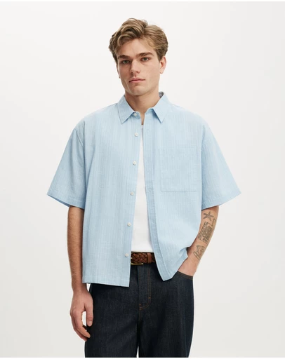 Cotton On - Boxy Fit Short Sleeve Shirt