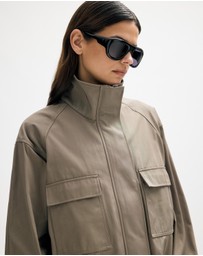 Minima Esenciales - Sioh Funnel Neck Jacket