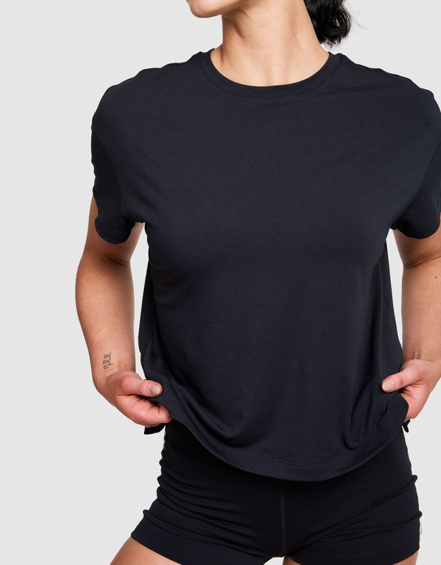 BAHE - Zephyr Everyday Crew Neck Tee