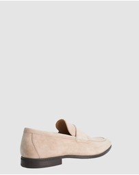 Dune London - Barclays - Sand