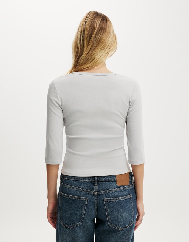 Cotton On - 90S V Neck ¾ Sleeve