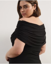 Atmos&Here Curvy - Bonnie Off Shoulder Mesh Maxi Dress