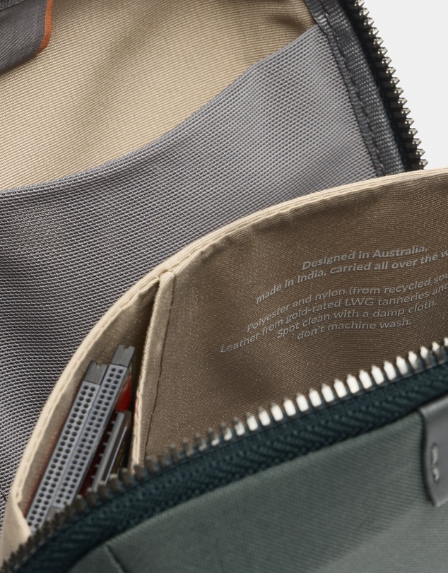 Bellroy - Tech Kit Compact