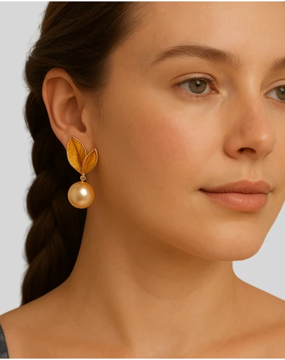 KAJA Clothing - Maple Leaf Pearl Earrings