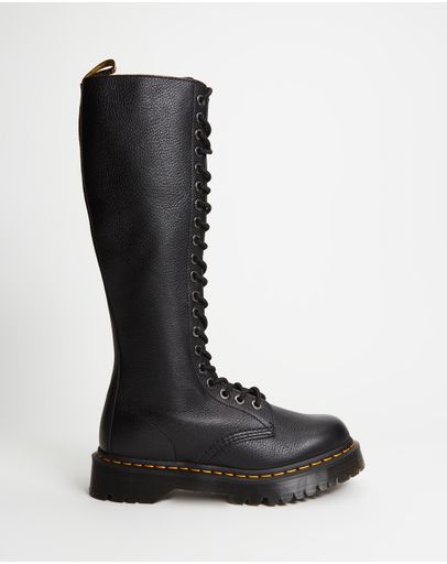 Black Pisa