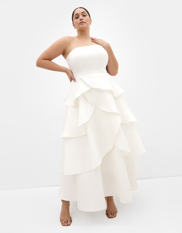 City Chic - Elizabeth Tiered Frill Maxi Dress