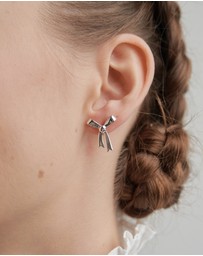 Karen Walker - Bow Studs