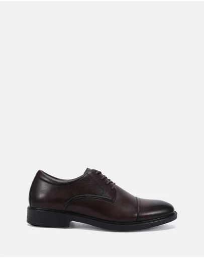 Clarks - Regan Brown