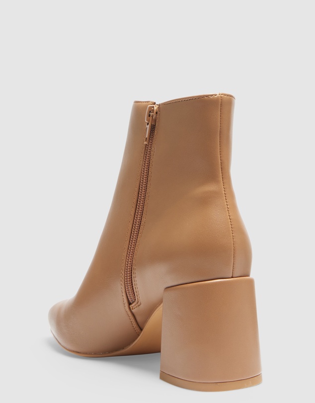 SPURR - Eva - ONLINE EXCLUSIVE
