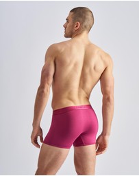 TEAMM8 - Reign Trunk