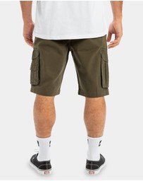 Quiksilver - Mens Crucial Battle 21