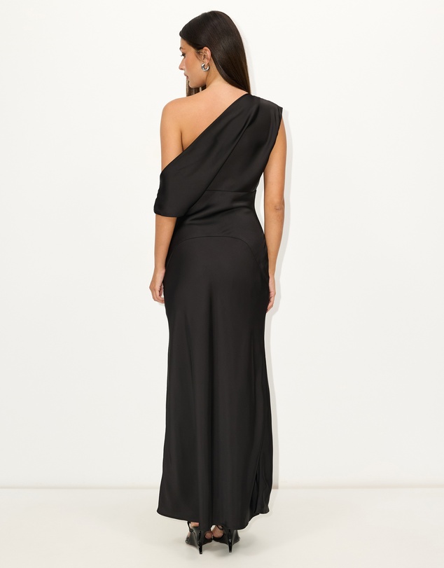 Dazie - Current Asymmetric Neckline Maxi Dress