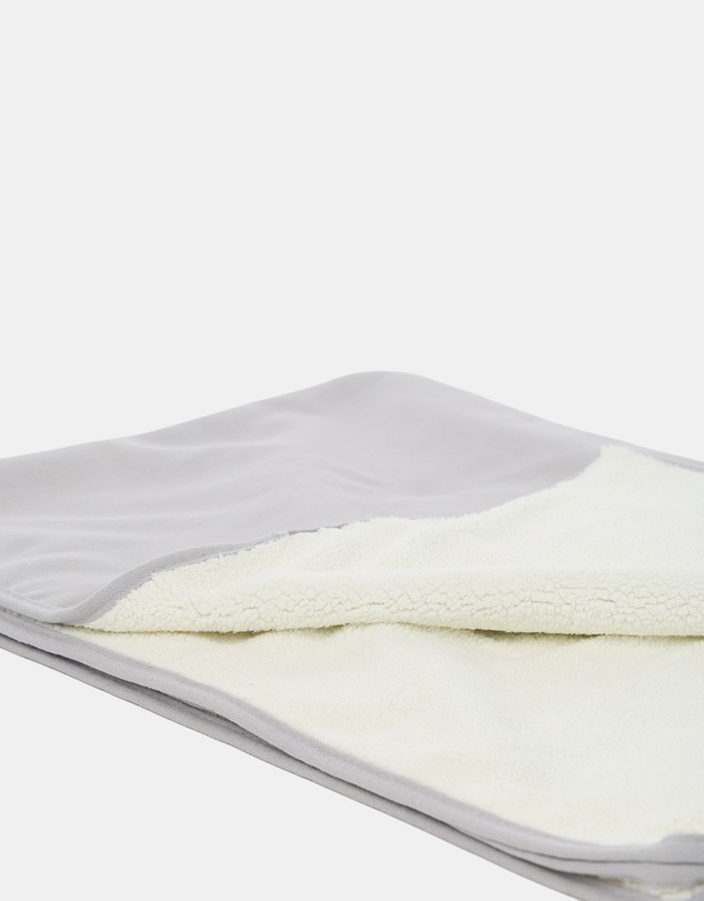 Mog & Bone - Fleece Pet Blanket - Grey