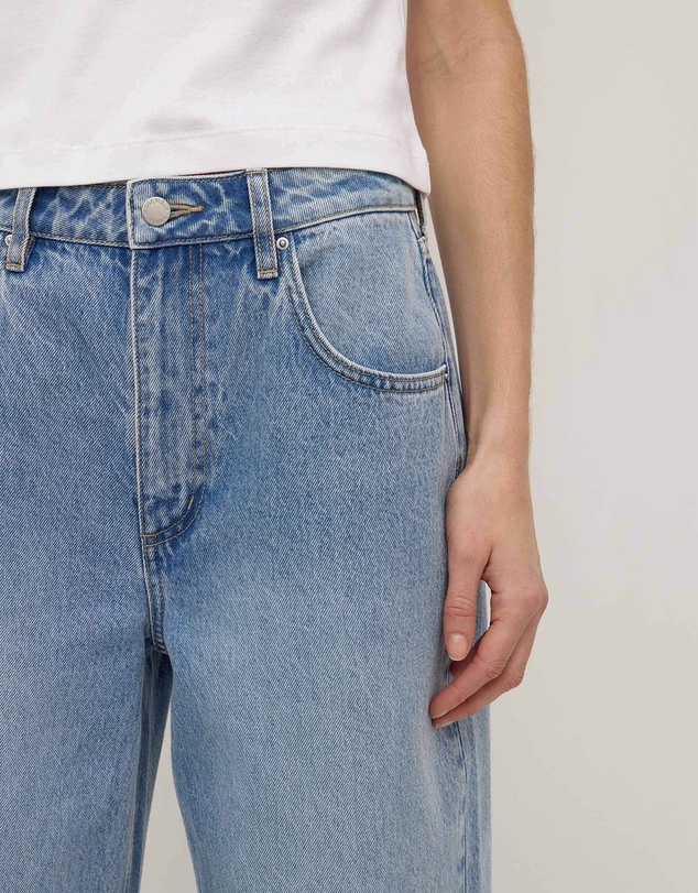 Assembly Label - Low Curve Mid Rise Jeans