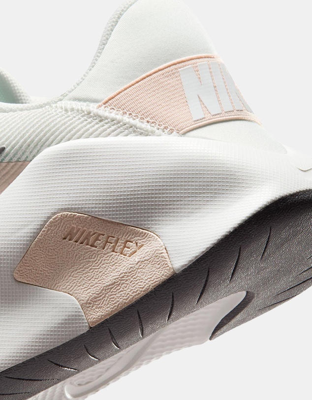Nike - Flex Train - Women's