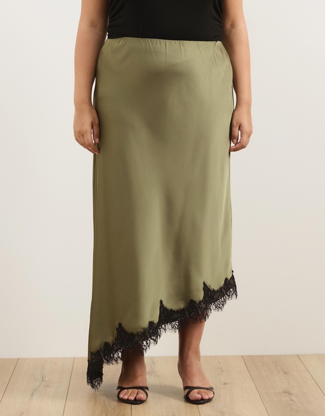 Atmos&Here Curvy - Leoni Asymmetric Lace Satin Skirt