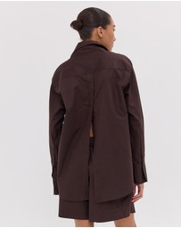 Cloth & Co. - The Split Back Shirt | Brazil Nut
