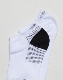 Calvin Klein - 2-Pack Coolmax Liner Socks