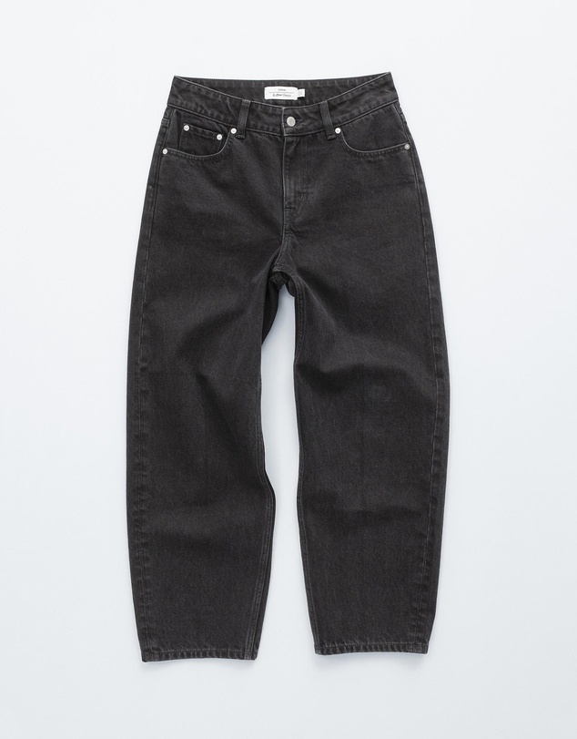 & Other Stories - Tapered Barrel Jeans