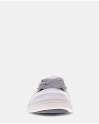 Mia Vita - Bridgette Slip-On Casual Sneaker - White Laser