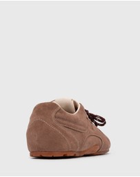 Betts - Axton Suede Leather Sneakers