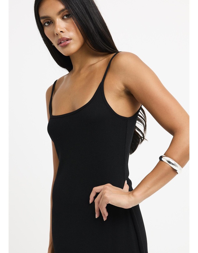 General Pants Co. Basics - Straight Neck Maxi Dress