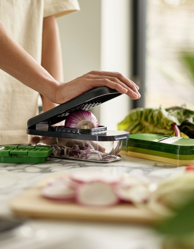 Joseph Joseph - Multi-Prep™ Compact 4-in-1 Chop, Grate and Slice Set (Multicolour)