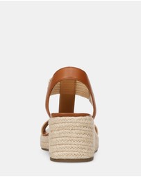 Vionic - Calera Wedge - Camel Leather