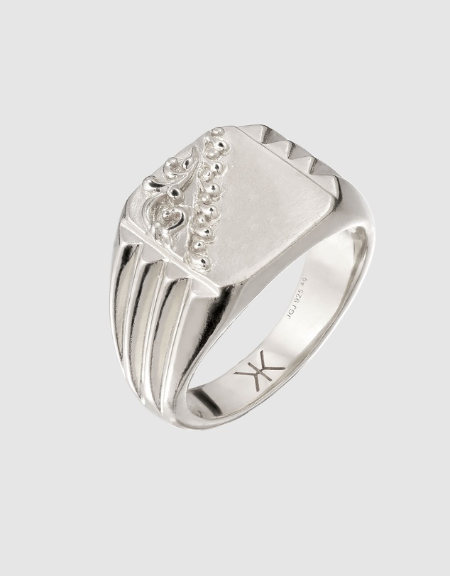 Kuzzoi - ICONIC EXCLUSIVE - Artisan Floral Scroll Signet Ring in 925 Sterling Silver