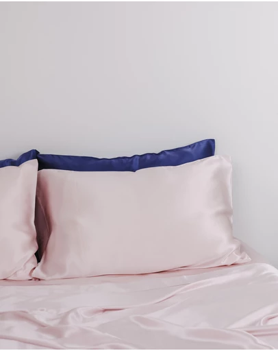 SILK MAGNOLIA - Pure Silk Pillowcase