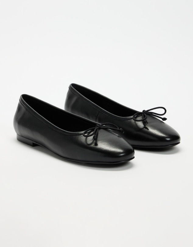 AERE - Classic Leather Ballet Pumps - Women's